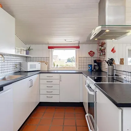 Casa vacanze Cozy In Lokken, By Sea *