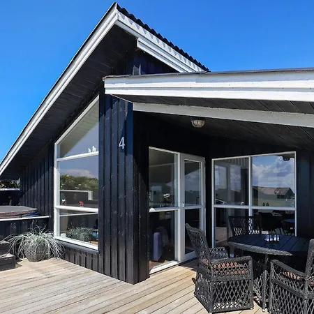 Casa vacanze Cozy In Lokken, By Sea *